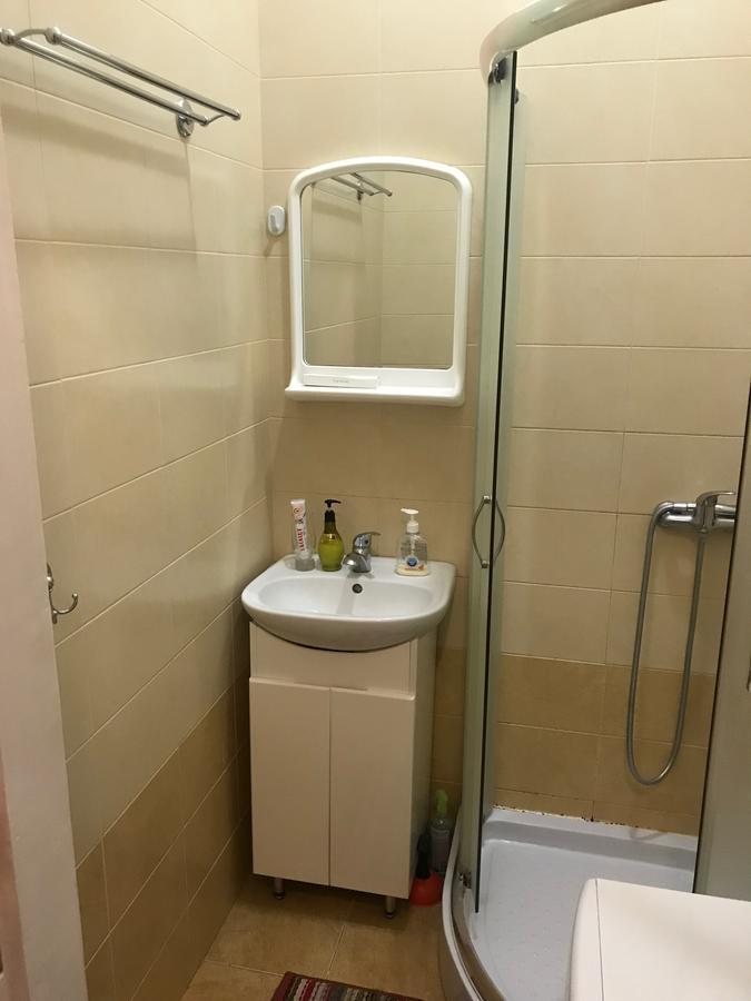 Apartment On Hoholya Street 切尔诺夫策 外观 照片